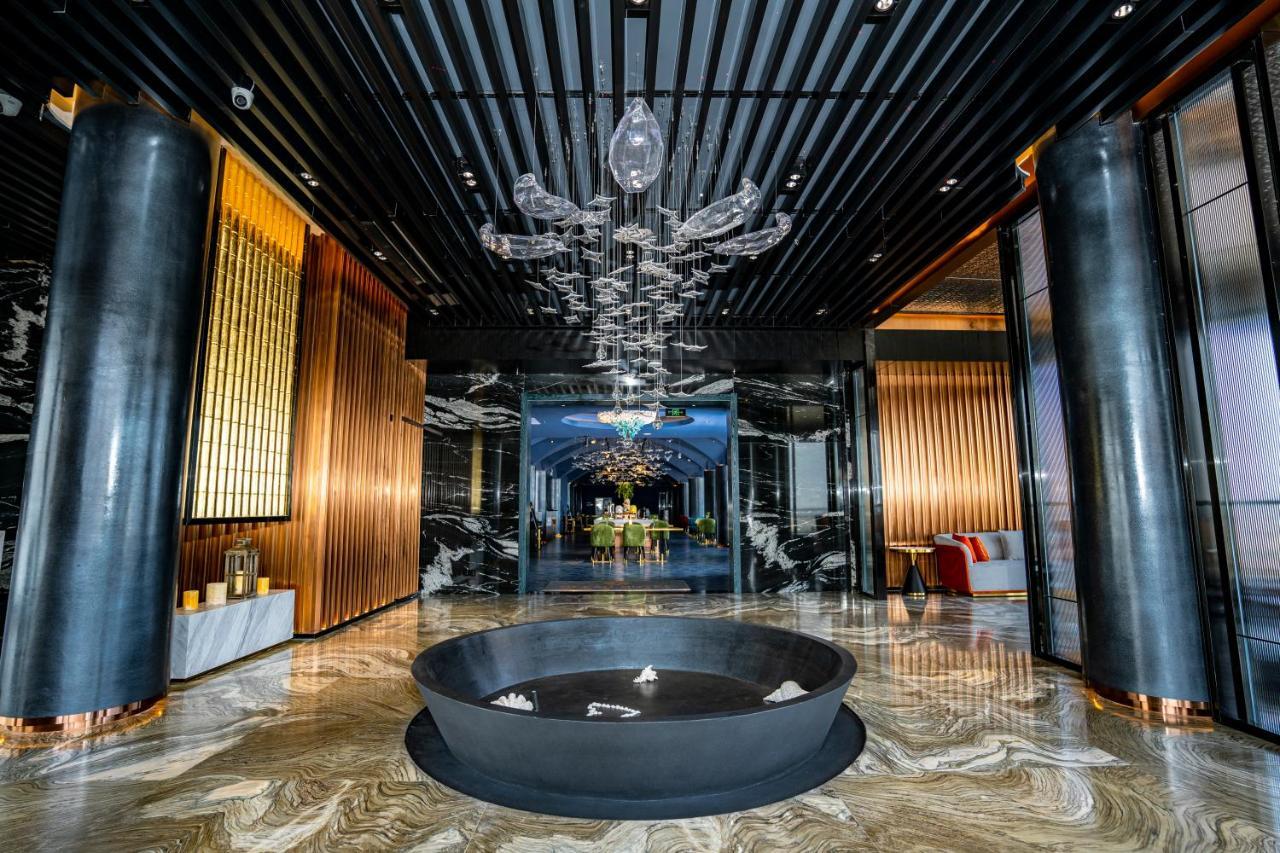 Ocean Hotel Phnom Penh Exterior photo